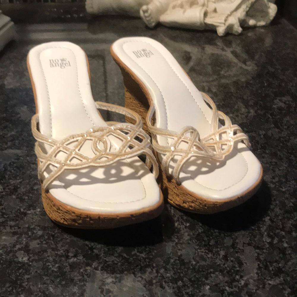 New wedge sandals